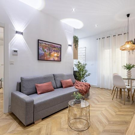 Elvira Elegant Suite Gran Via-Catedral Granada Bagian luar foto