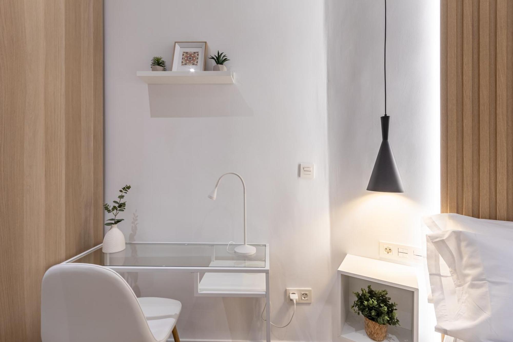Elvira Elegant Suite Gran Via-Catedral Granada Bagian luar foto